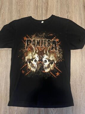 Pantera Vintage Graphic Band Tee - Black & Gold